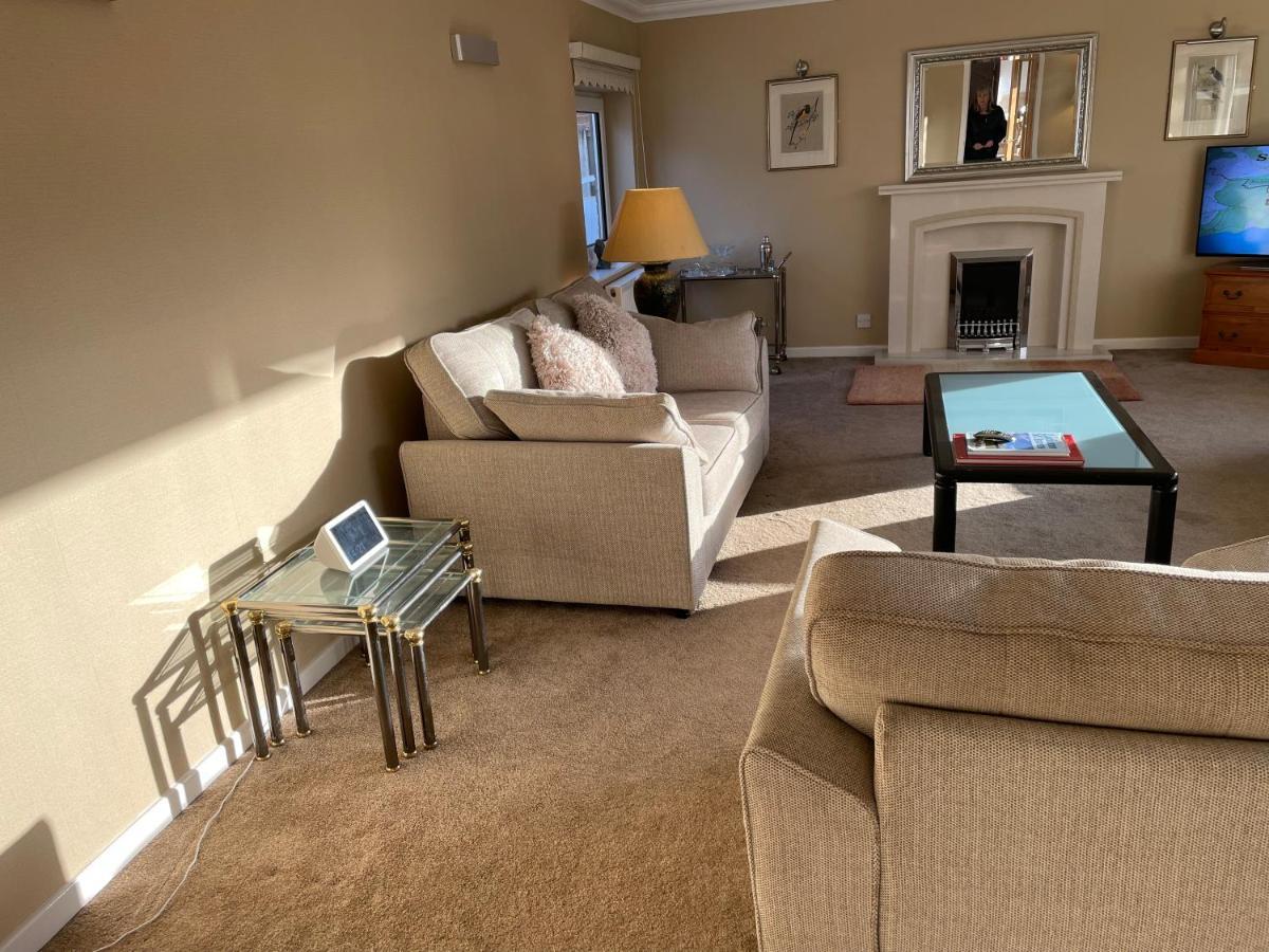 'Sounion' - Fabulous, Spacious Modern House With Large Private Garden In Leafy Lytham Lytham St Annes Bagian luar foto