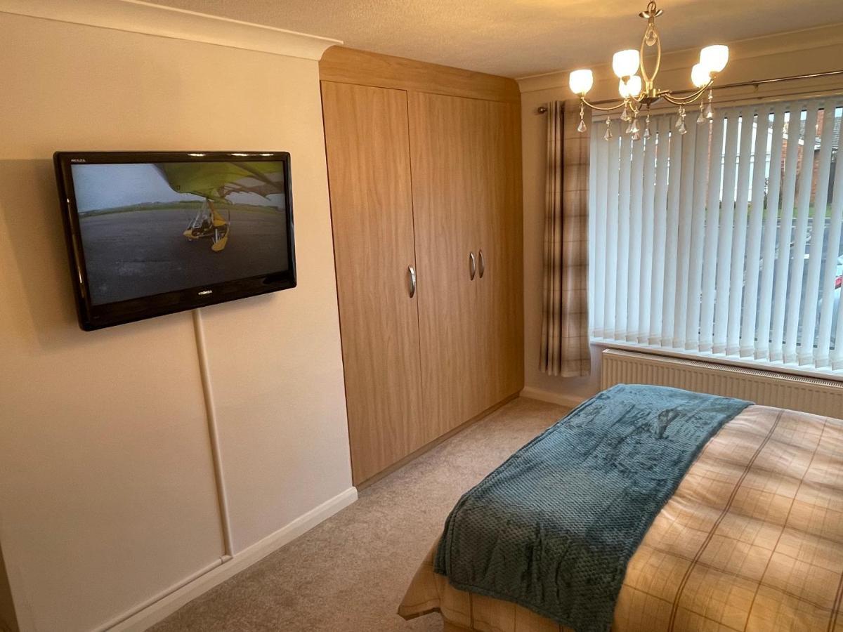 'Sounion' - Fabulous, Spacious Modern House With Large Private Garden In Leafy Lytham Lytham St Annes Bagian luar foto